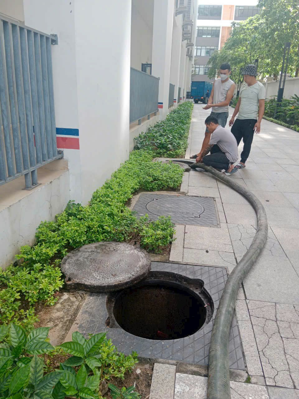 Công trình thực tế — hut-ham-2